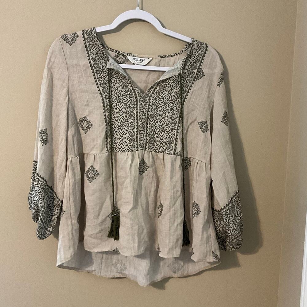 Tru Luxe Green/Tan Diamond Blouse With Tassles